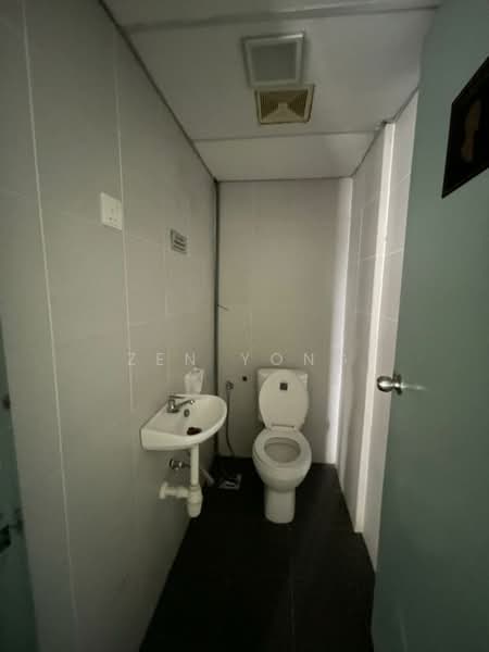 Office for Rent in Cyberjaya (Selangor) - Zen Yong - Bathroom - PropertyGuru.com.my