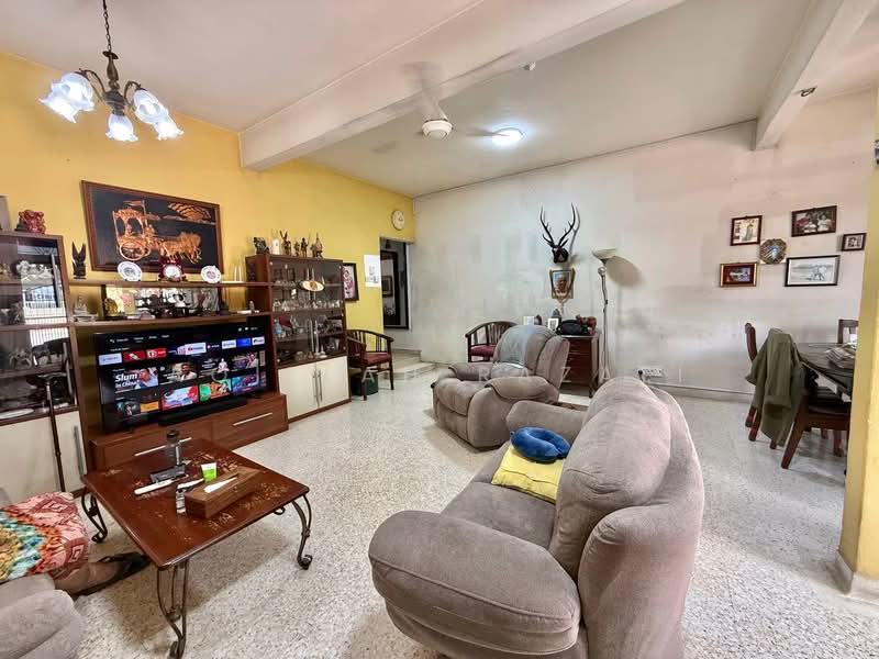 Rumah Teres 2 Tingkat untuk Dijual di Taman Seputeh (Seputeh) - Aqillah Razali - Living Room - PropertyGuru.com.my