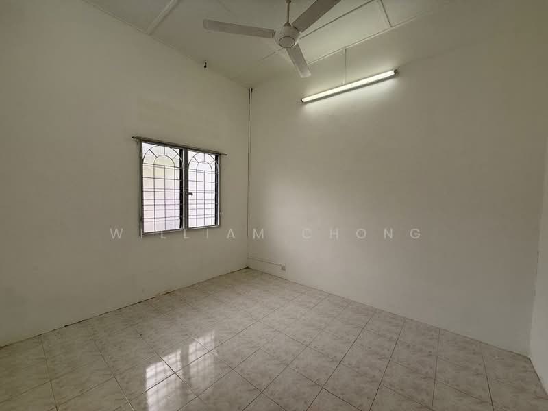 Rumah Teres 1 Tingkat untuk Dijual di Bukit Beruang (Bukit Baru) - William Chong - Interior - PropertyGuru.com.my