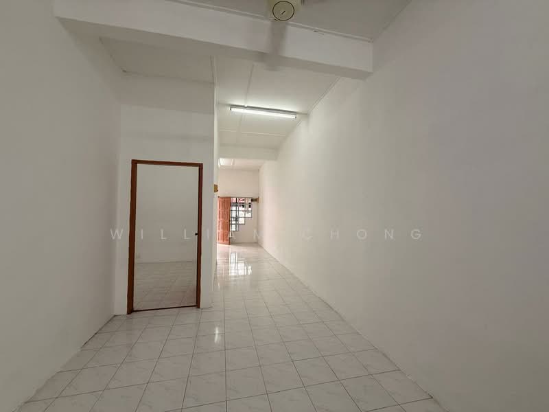 Rumah Teres 1 Tingkat untuk Dijual di Bukit Beruang (Bukit Baru) - William Chong - Interior - PropertyGuru.com.my