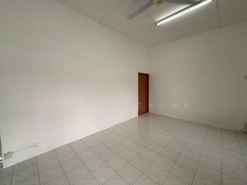 Rumah Teres 1 Tingkat untuk Dijual di Bukit Beruang (Bukit Baru) - William Chong - Interior - PropertyGuru.com.my