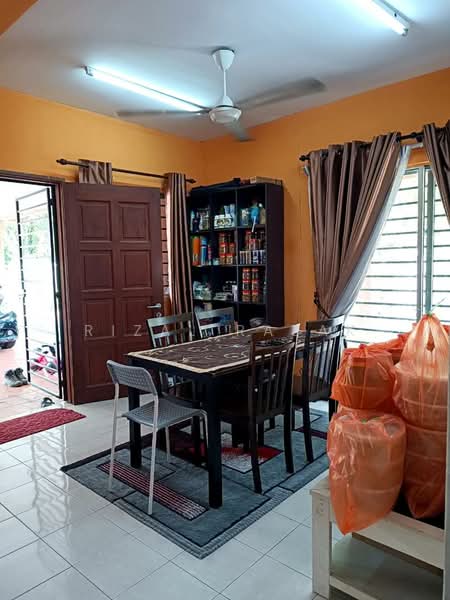 2-storey Terraced House for Sale in U12, Taman Cahaya Alam (Shah Alam) - Rizal Razak - Dining Room - PropertyGuru.com.my