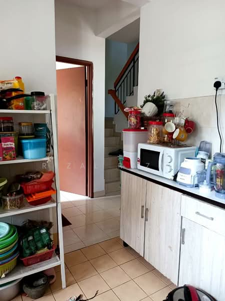2-storey Terraced House for Sale in U12, Taman Cahaya Alam (Shah Alam) - Rizal Razak - Kitchen - PropertyGuru.com.my