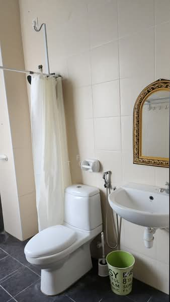 Cluster House for Sale in Kulai (Johor) - Ee Fong Toh - Bathroom - PropertyGuru.com.my