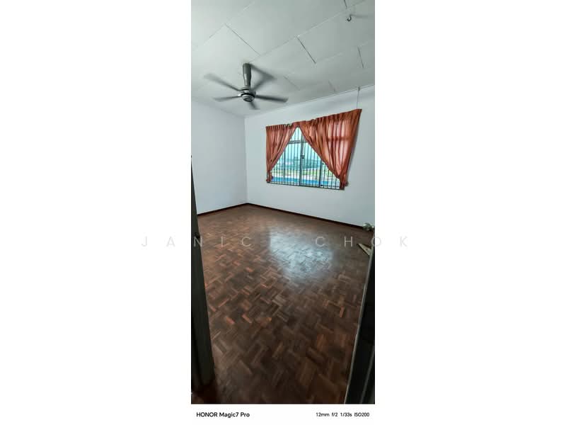 For Rent - Taman Megah Ria