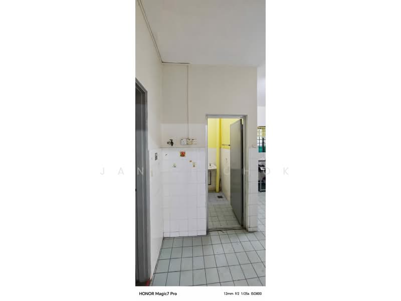 For Rent - Taman Megah Ria