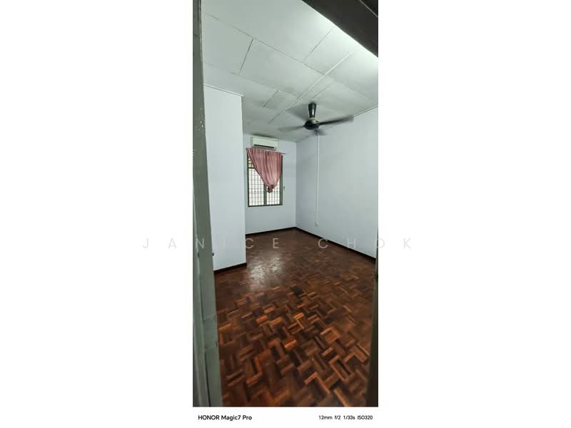 For Rent - Taman Megah Ria