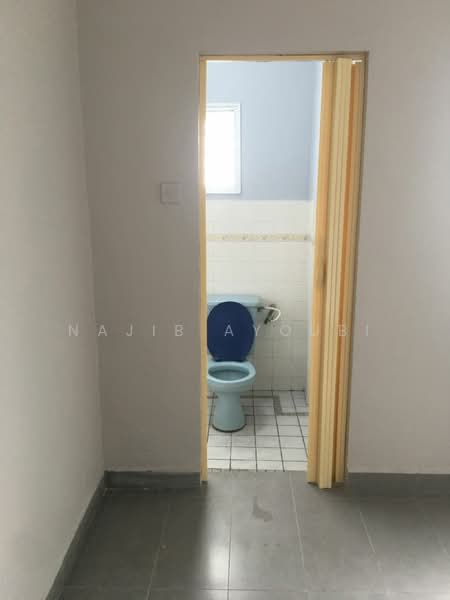 1-storey Terraced House for Sale in Bandar Sri Damansara (Selangor) - Najib Ayoubi - Bathroom - PropertyGuru.com.my