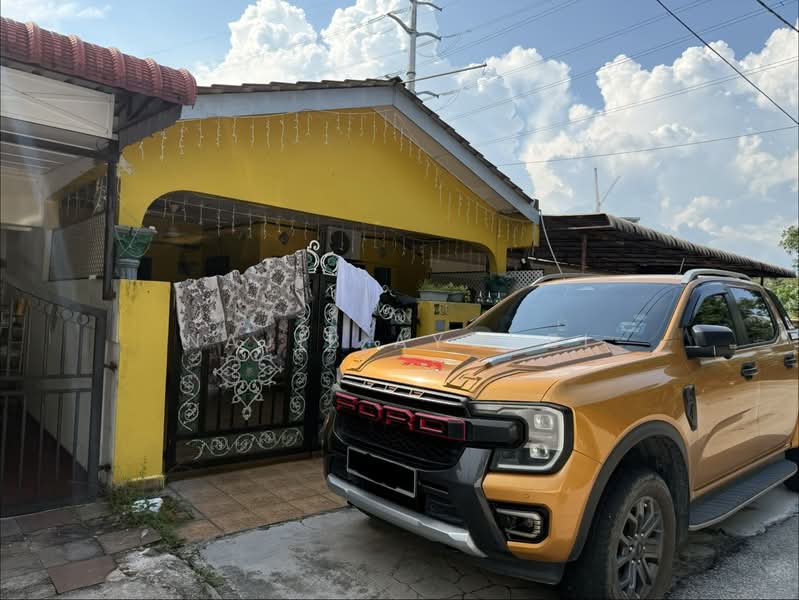 1-storey Terraced House for Sale in Bandar Sri Damansara (Selangor) - Najib Ayoubi - Exterior - PropertyGuru.com.my