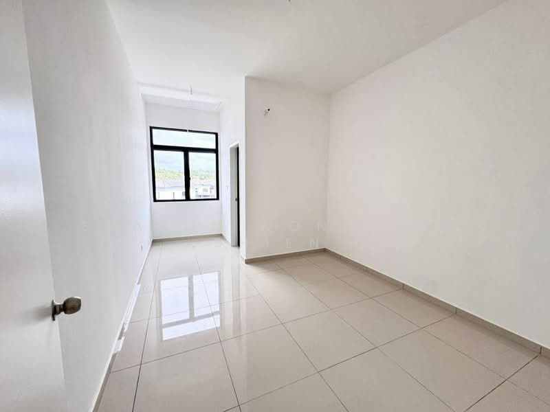Rumah Teres 2 Tingkat untuk Dijual di Taman Desa Tebrau (Tebrau) - Sharon Wong Shu Shien - Bedroom - PropertyGuru.com.my