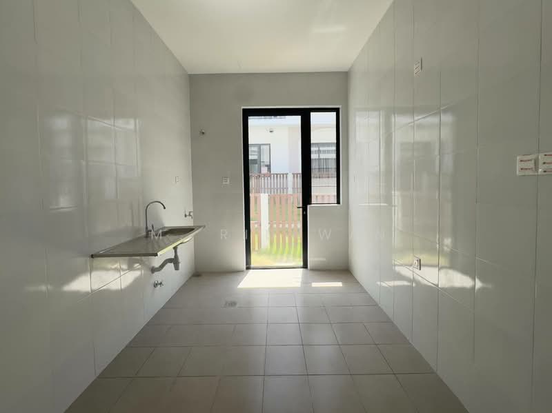 2-storey Terraced House for Sale in Setia Safiro (Cyberjaya) - M. Ridhwan - Kitchen - PropertyGuru.com.my