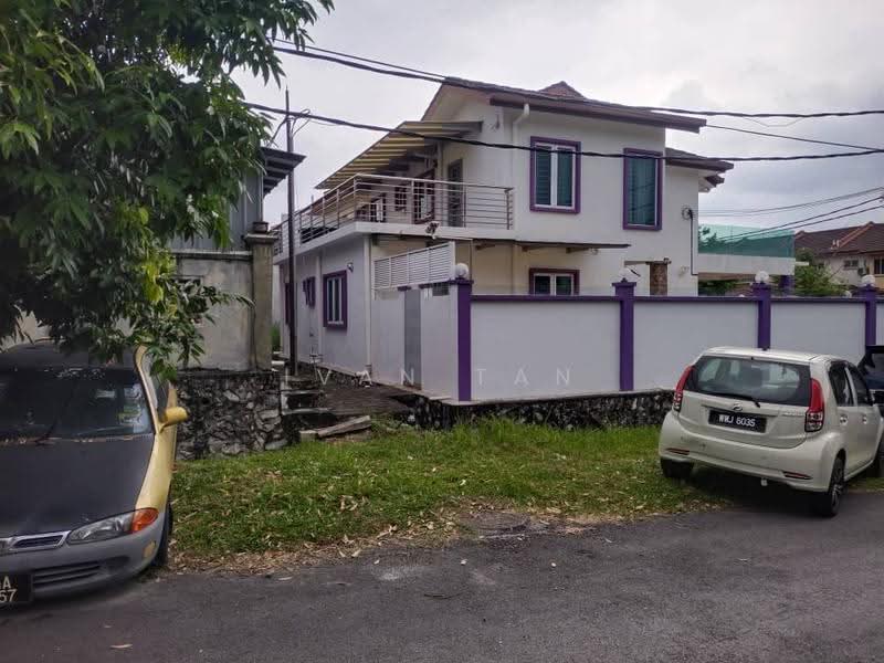 Rumah Teres 2-Tingkat untuk Dijual di Lestari Putra (Seri Kembangan) - Ivan Tan - Exterior - PropertyGuru.com.my