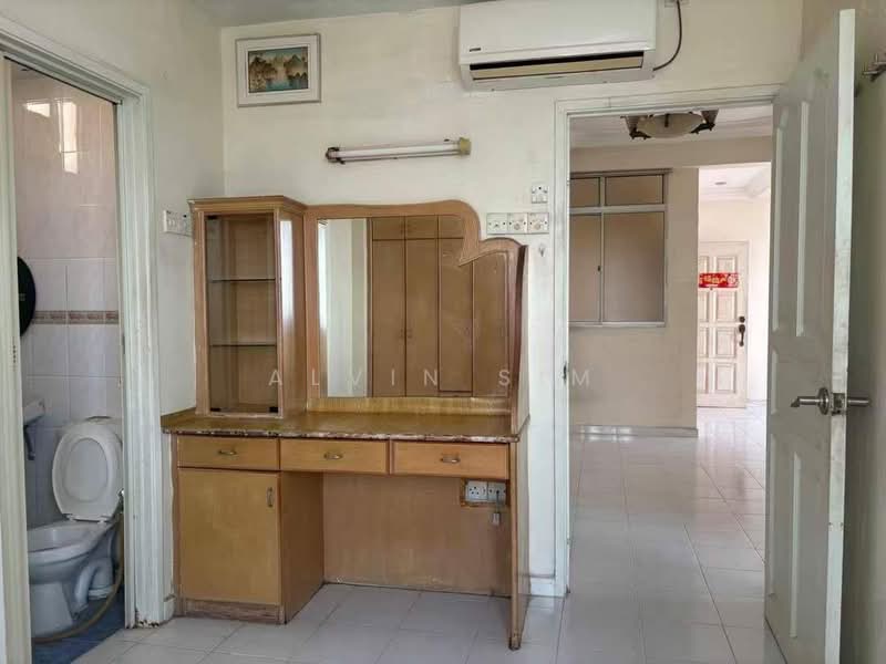 Pangsapuri untuk Dijual di Kingfisher Series - Alvin Sim - Bathroom - PropertyGuru.com.my