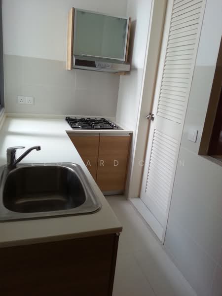 Servis Apartment untuk Dijual di Twins @ Damansara Heights - Leonard Chin - Kitchen - PropertyGuru.com.my