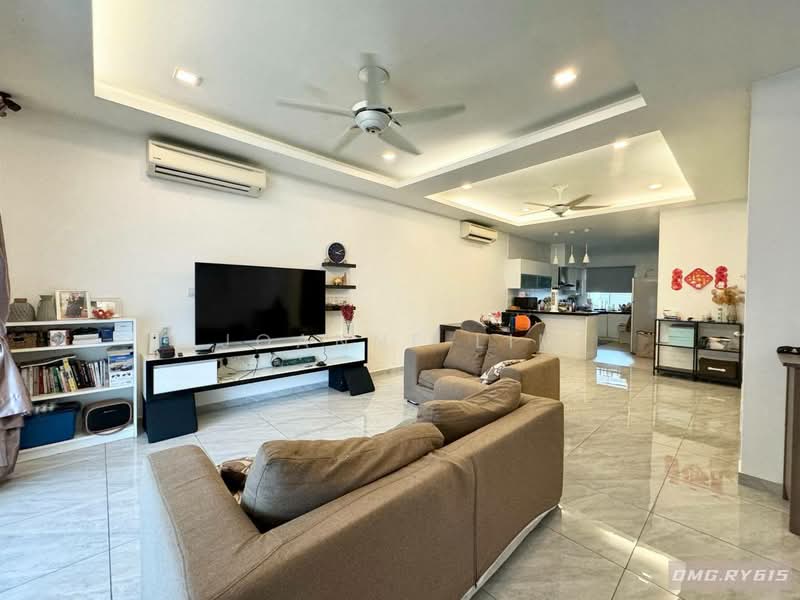 Rumah Teres 2 Tingkat untuk Dijual di Klang (Selangor) - Joanne Lim - Living Room - PropertyGuru.com.my