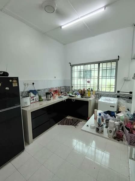 1-storey Terraced House for Sale in Kangkar Pulai (Skudai) - Ee Fong Toh - Kitchen - PropertyGuru.com.my