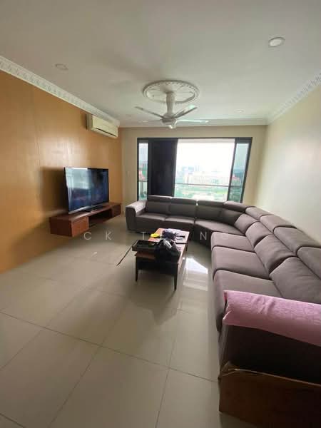 Kondominium untuk Disewa di Ascenda Residence @ Skyarena - CK Teong - Living Room - PropertyGuru.com.my