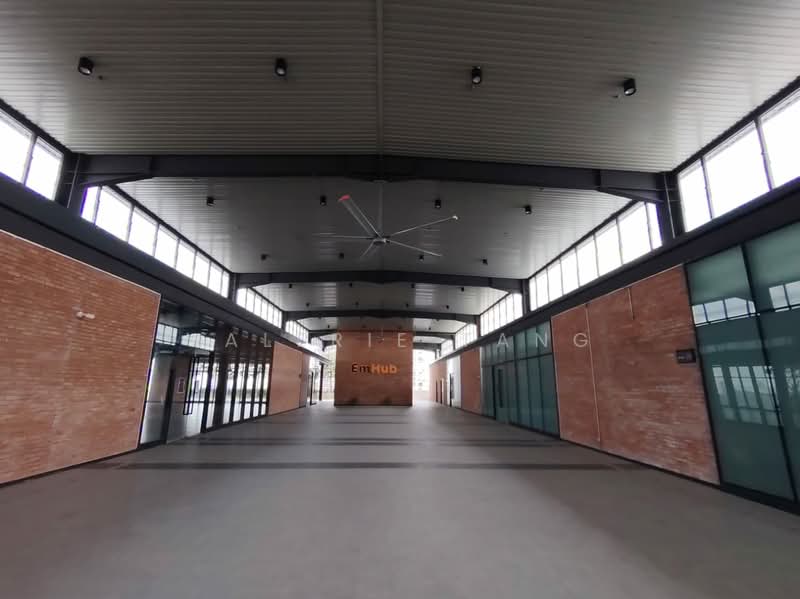 Warehouse for Rent in Kota Damansara (Selangor) - Valerie Tang - Entrance - PropertyGuru.com.my