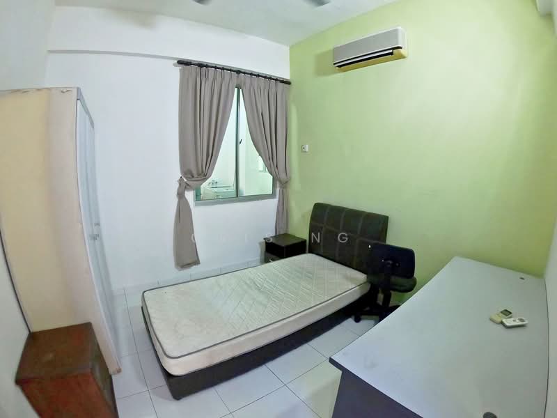 Condominium for Sale at The Golden Triangle Condominium - Cris Ng - Bedroom - PropertyGuru.com.my
