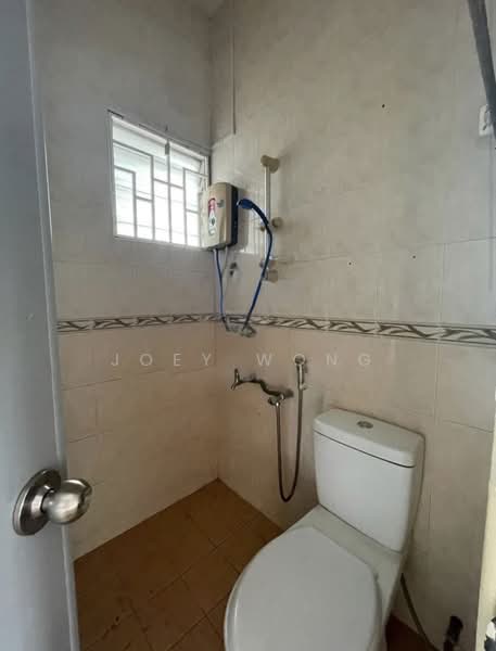 Rumah Teres 2 Tingkat untuk Disewa di BANDAR PUCHONG JAYA (Puchong) - Joey Wong - Bathroom - PropertyGuru.com.my