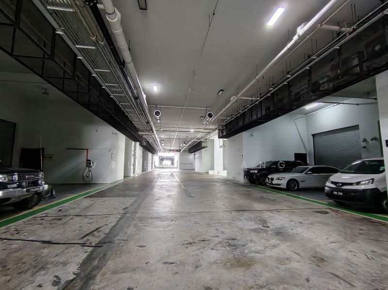 Gudang untuk Disewa di Taman Sains Selangor (Kota Damansara) - Valerie Tang - Car Park - PropertyGuru.com.my