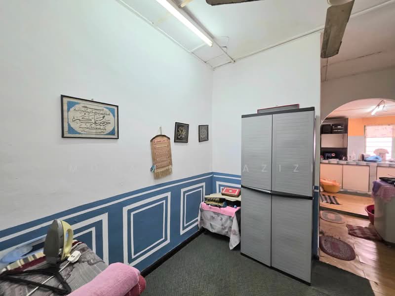 Semi-Detached House for Sale in Taman Sepekan Jaya (Pahang Tua) - Mohammad Azizi - PropertyGuru.com.my