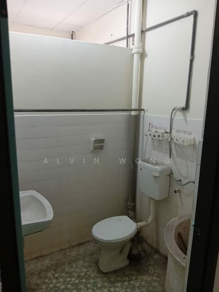 2-storey Terraced House for Rent in Station 18 (Ipoh) - Alvin Wong - Bathroom - PropertyGuru.com.my