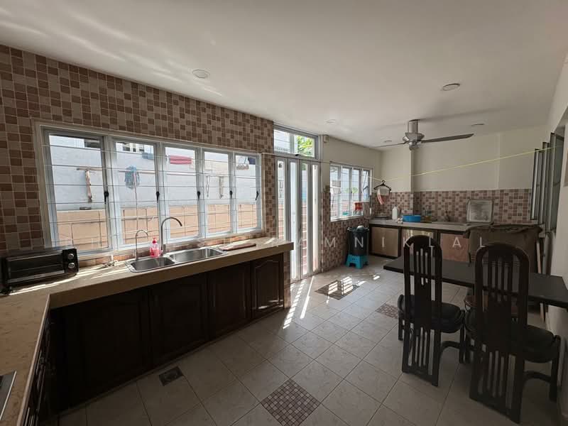 Rumah Teres 2.5 Tingkat untuk Dijual di Bangsar (Kuala Lumpur) - Bhavesh Ramniklal - PropertyGuru.com.my