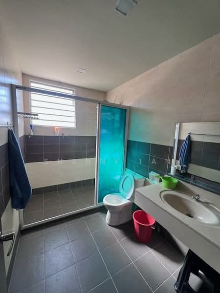 Terraced House for Sale in Bandar Sungai Long (Selangor) - Shanny Tan - Bathroom - PropertyGuru.com.my