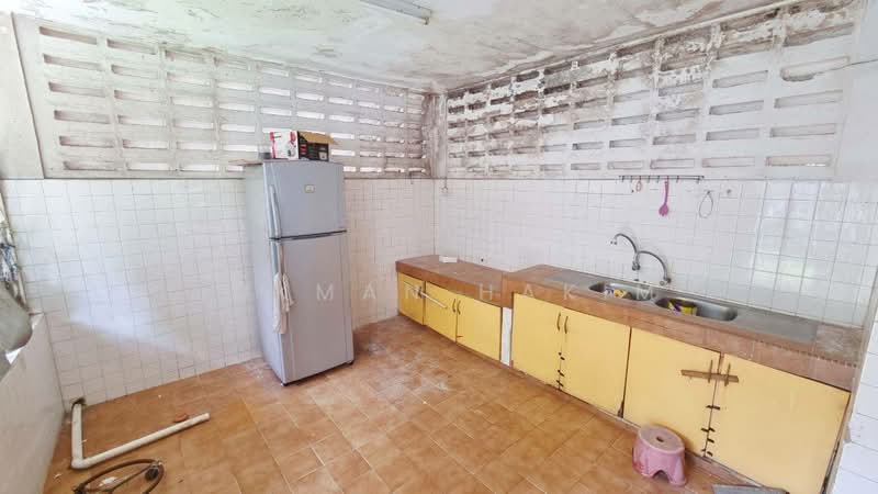 Bungalow for Rent in Ampang Jaya (Ampang) - Lukman Hakim - Kitchen - PropertyGuru.com.my