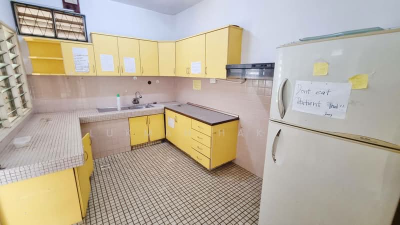 Bungalow for Rent in Ampang Jaya (Ampang) - Lukman Hakim - Kitchen - PropertyGuru.com.my
