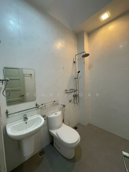 Rumah Teres 2 Tingkat untuk Dijual di Usj 5 (Subang Jaya) - Pearly Gan - Bathroom - PropertyGuru.com.my