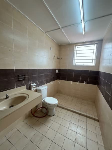 Terraced House for Sale in Bandar Sungai Long (Selangor) - Shanny Tan - Bathroom - PropertyGuru.com.my