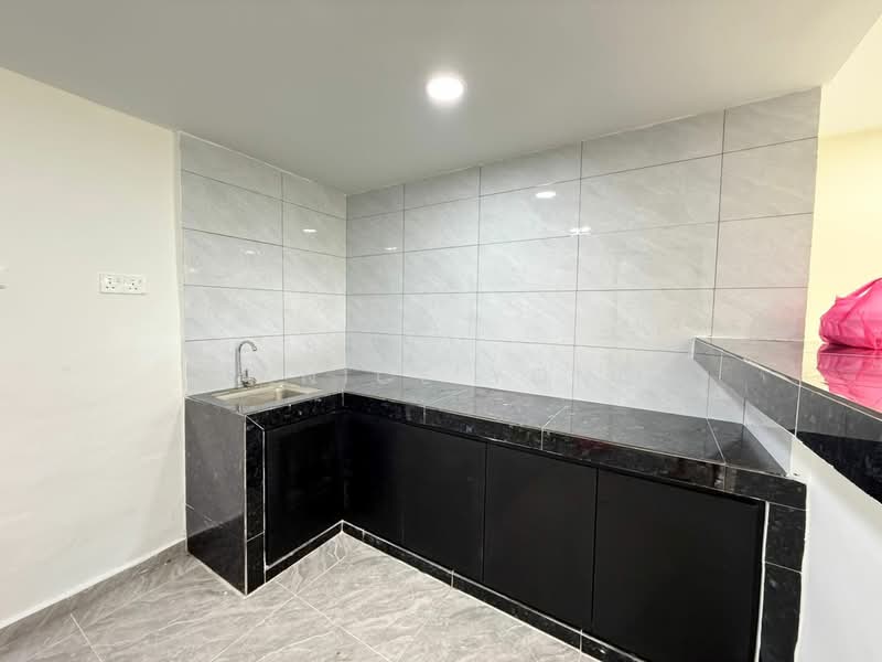 Apartment for Sale at Sri Delima - Janice Yong - Kitchen - PropertyGuru.com.my