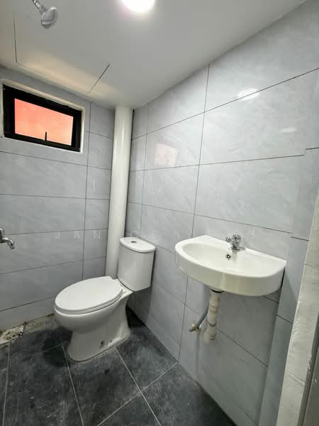 Apartment for Sale at Sri Delima - Janice Yong - Bathroom - PropertyGuru.com.my