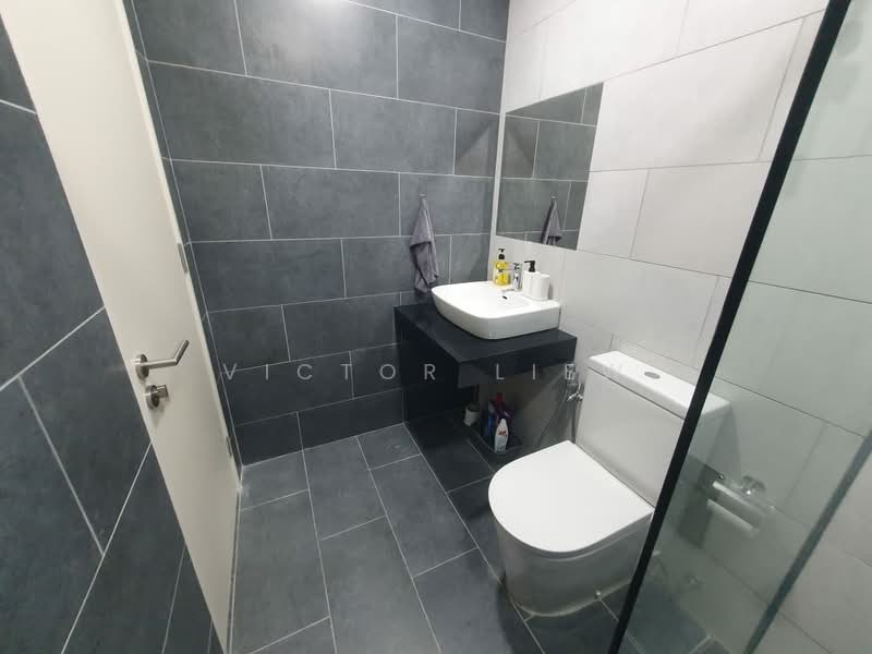 Service Residence for Sale at Paisley @ Tropicana Metropark - Victor Liew - Bathroom - PropertyGuru.com.my