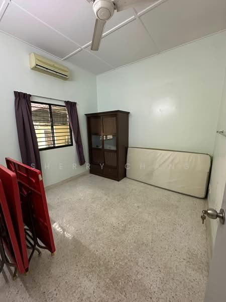 Rumah Teres 1 Tingkat untuk Disewa di Selayang (Selangor) - Sherry Chang - Bedroom - PropertyGuru.com.my