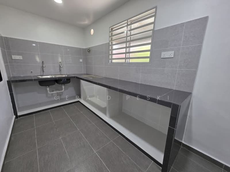 Terraced House for Sale in Taman Kobis (Kulim) - Gerald Peski - Kitchen - PropertyGuru.com.my
