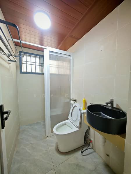 Pangsapuri untuk Dijual di Prima Regency - Roy Chan - Bathroom - PropertyGuru.com.my