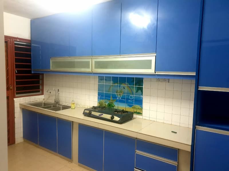 2-storey Terraced House for Rent in Serdang Raya (Seri Kembangan) - Joey Wong - Kitchen - PropertyGuru.com.my