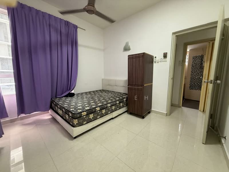 Condominium for Rent at Gurney Park Condominium - Joey Teh - Bedroom - PropertyGuru.com.my