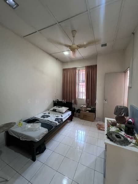 Terraced House for Sale in Bandar Sungai Long (Selangor) - Shanny Tan - Bedroom - PropertyGuru.com.my
