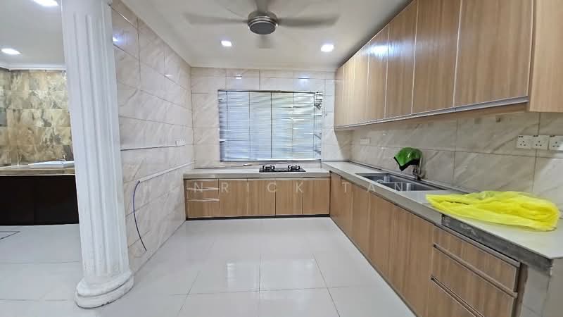 Rumah Teres 2 Tingkat untuk Dijual di Usj 3 (Subang Jaya) - Henrick Tan - Kitchen - PropertyGuru.com.my