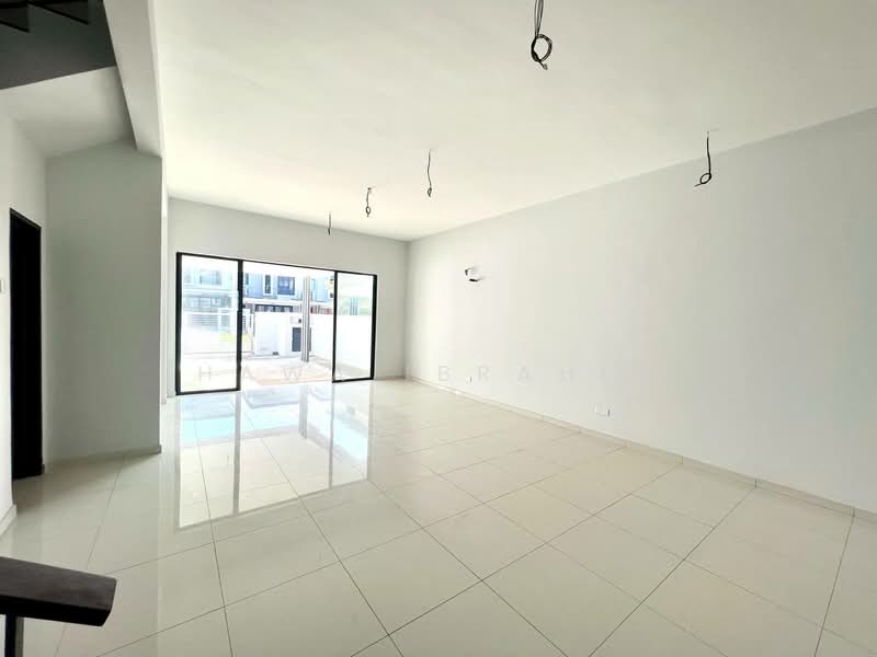 Rumah Teres 2 Tingkat untuk Dijual di Kajang East (Semenyih) - Hawa Ibrahim - PropertyGuru.com.my