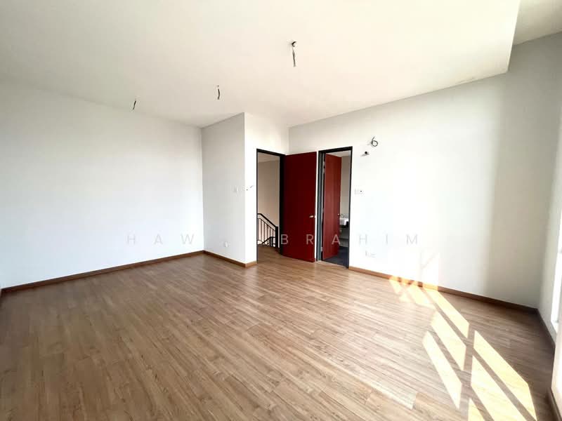 Rumah Teres 2 Tingkat untuk Dijual di Kajang East (Semenyih) - Hawa Ibrahim - PropertyGuru.com.my