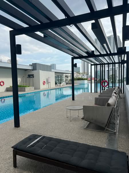 Condominium for Rent at Vivo Residential Suites - Asman Samsudin - Pool - PropertyGuru.com.my