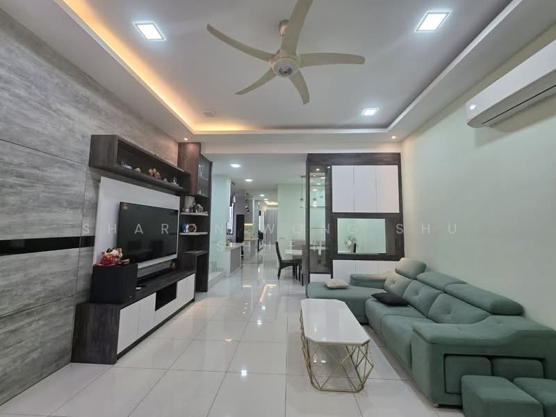 Rumah Teres 2 Tingkat untuk Dijual di Setia Tropika (Johor Bahru) - Sharon Wong Shu Shien - Living Room - PropertyGuru.com.my