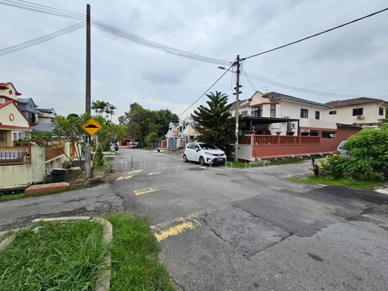 Rumah Teres 2-Tingkat untuk Dijual di Taman Wawasan (Puchong) - SUNNY YONG - Exterior - PropertyGuru.com.my