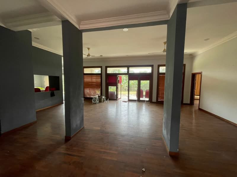 Bungalow for Sale in Shah Alam (Selangor) - Tom Yip - Living Room - PropertyGuru.com.my