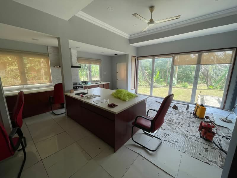 Bungalow for Sale in Shah Alam (Selangor) - Tom Yip - Kitchen - PropertyGuru.com.my